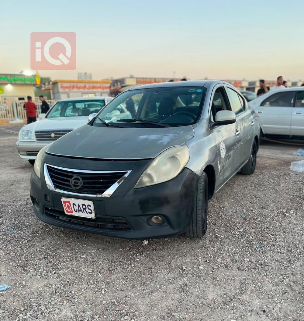 Nissan Versa